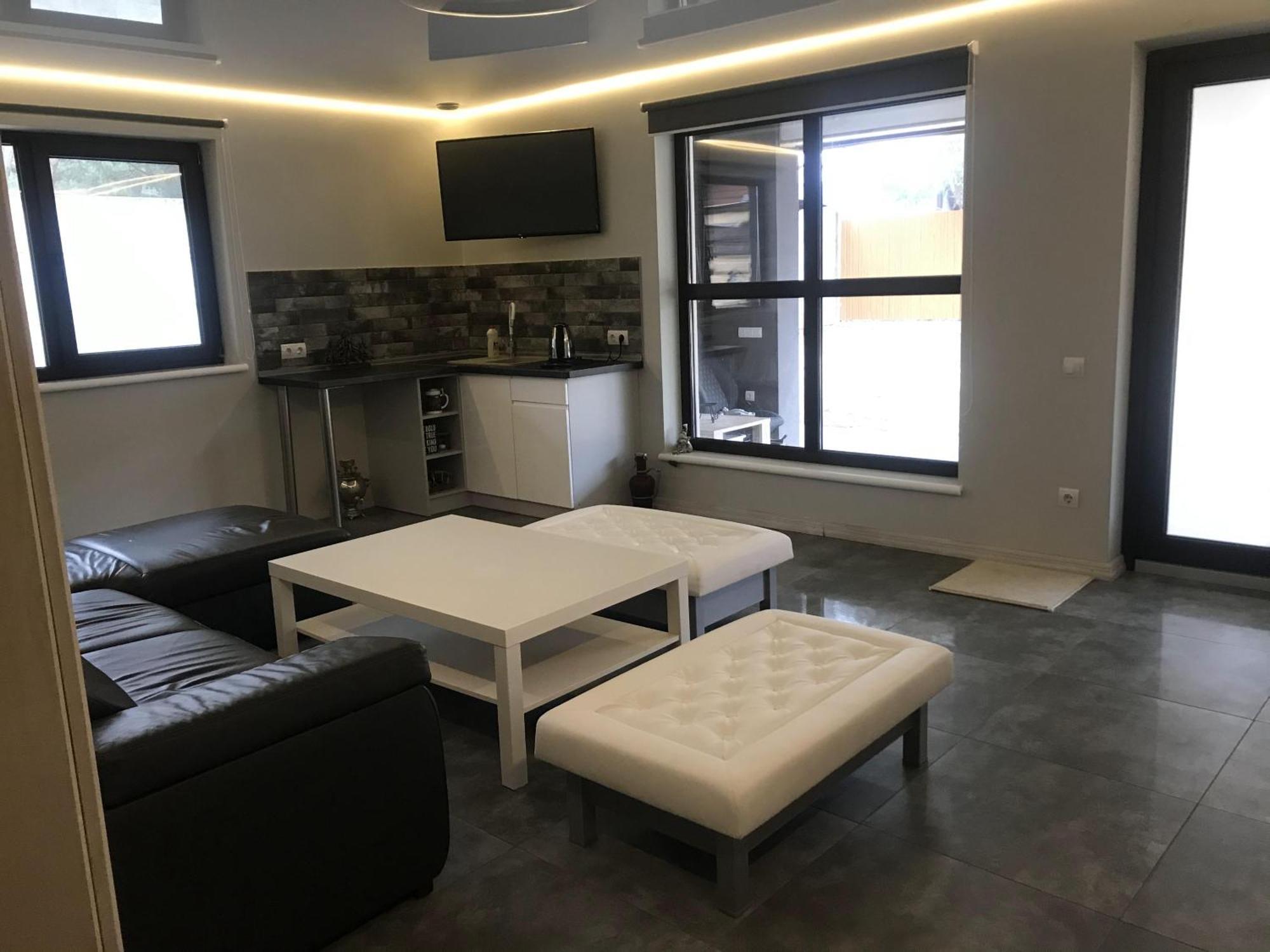 Royal Relax Guest House Khorodelets Екстериор снимка