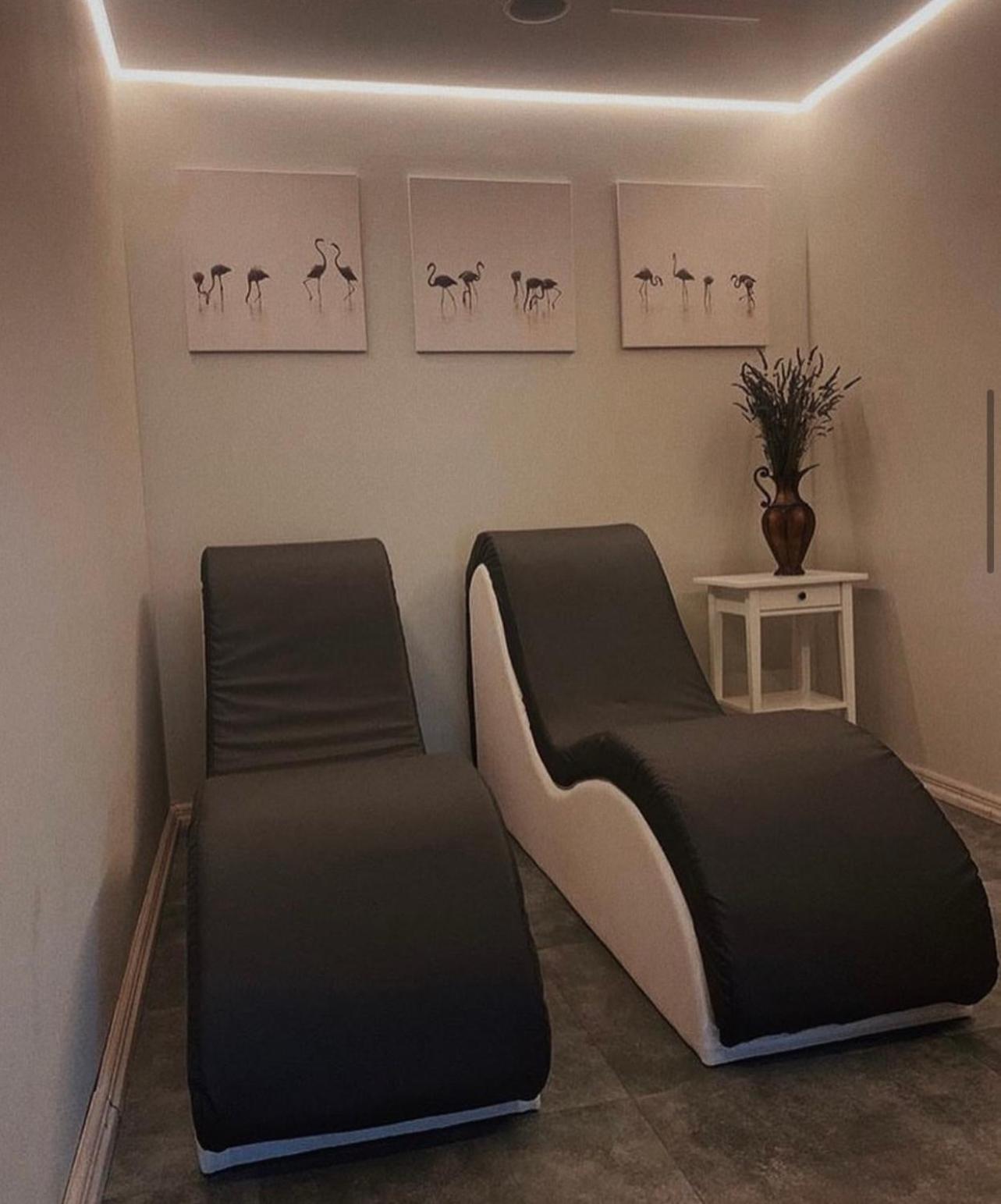 Royal Relax Guest House Khorodelets Екстериор снимка